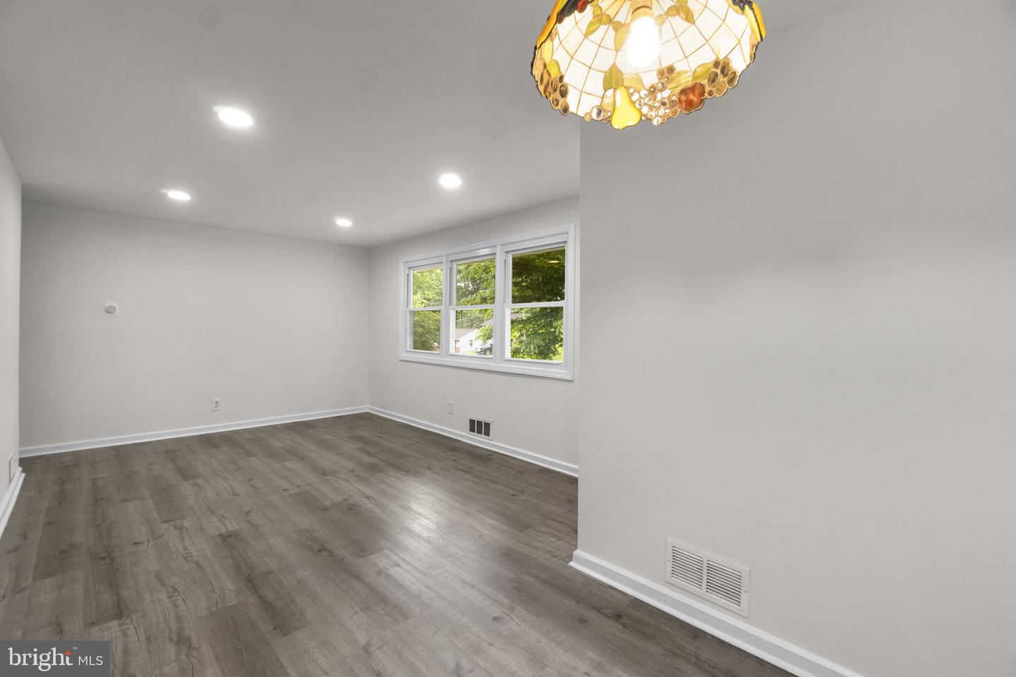 3658 Clifmar Rd Property Photo 15