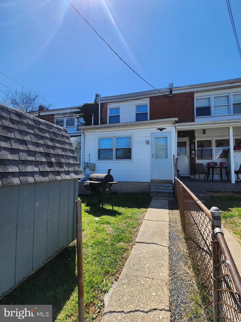 2760 Yarnall Rd Property Photo 2