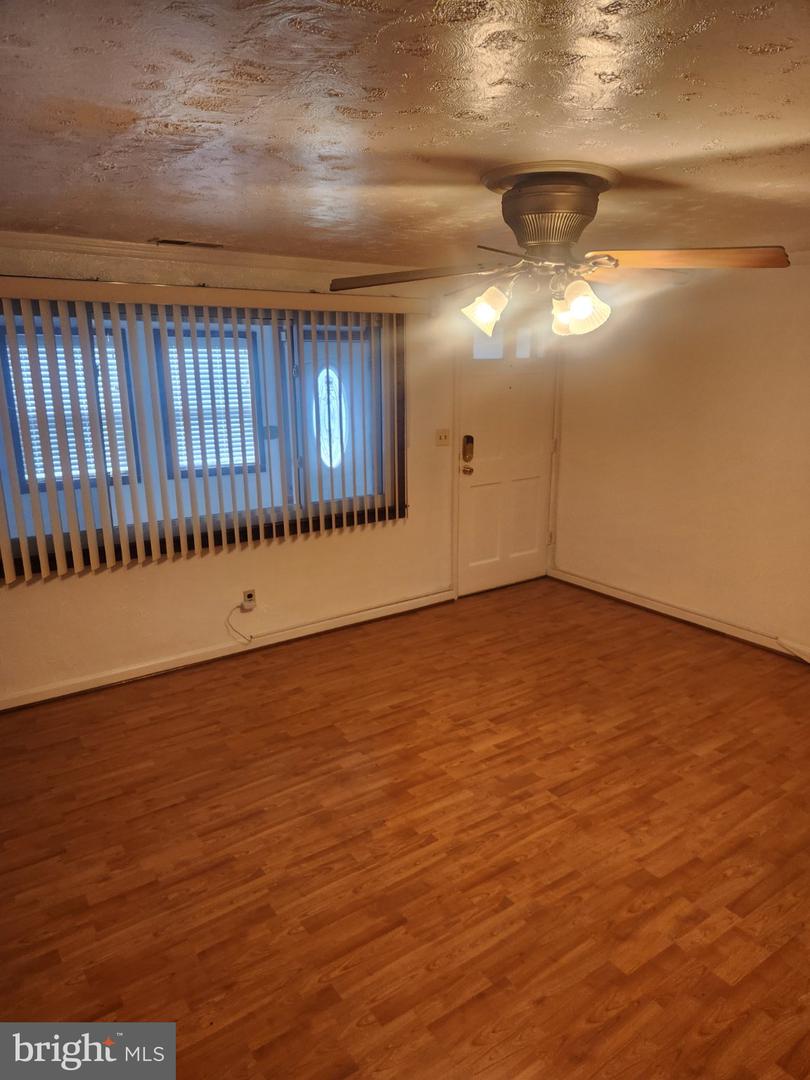 2760 Yarnall Rd Property Photo 6
