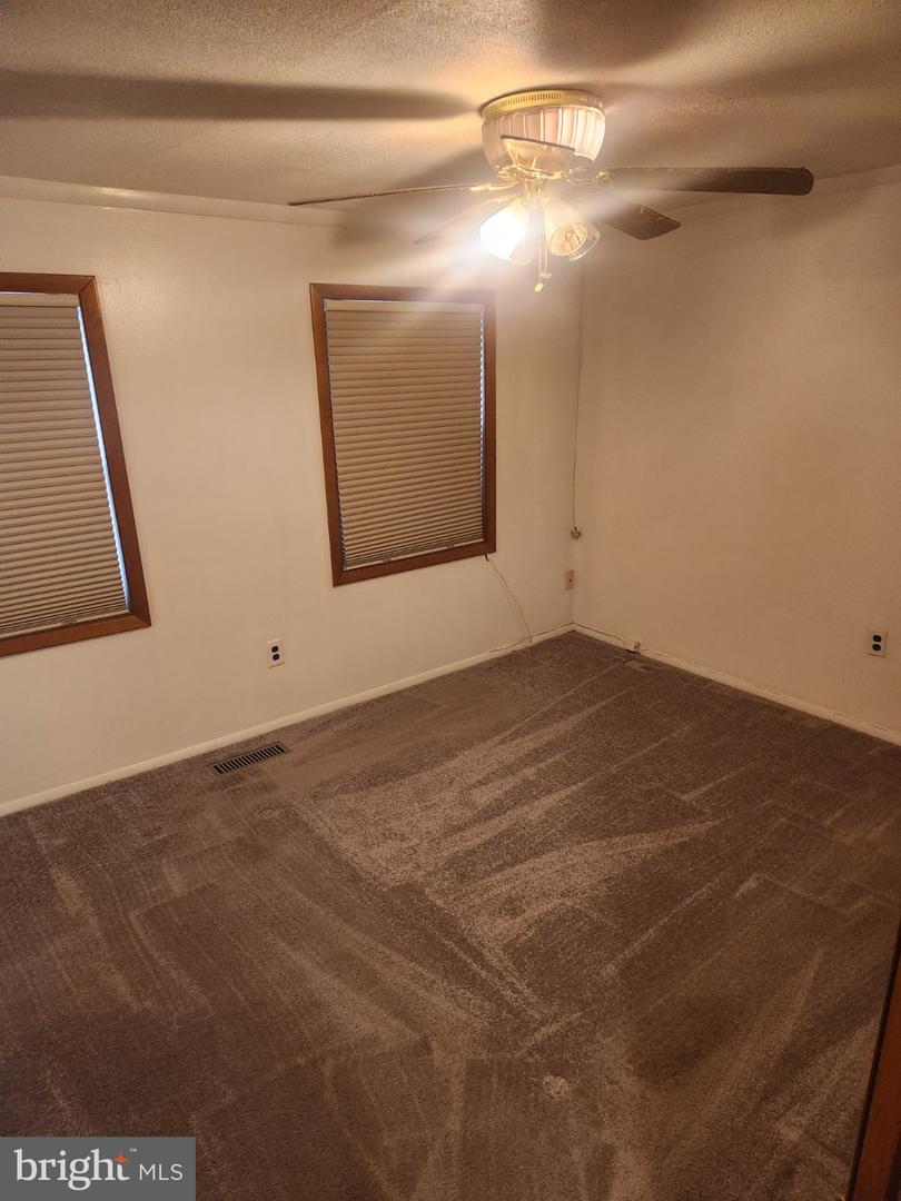 2760 Yarnall Rd Property Photo 14