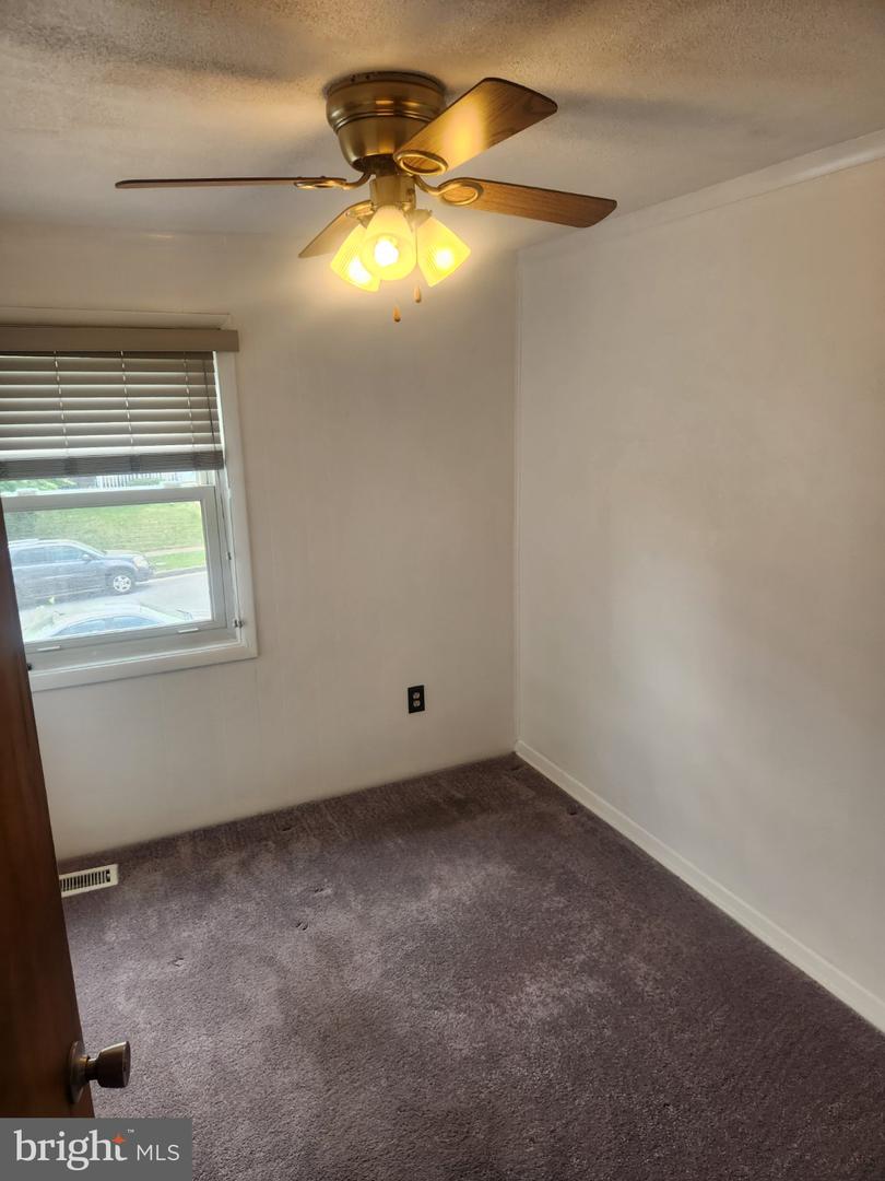 2760 Yarnall Rd Property Photo 20