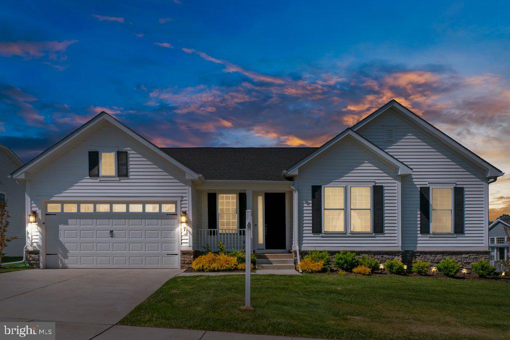 7 LEGACY DR