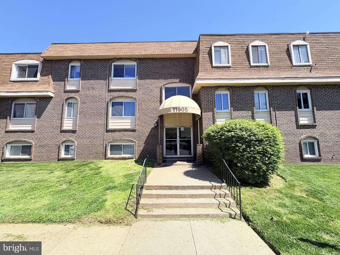 11905-I TARRAGON RD #I Property Photo 1