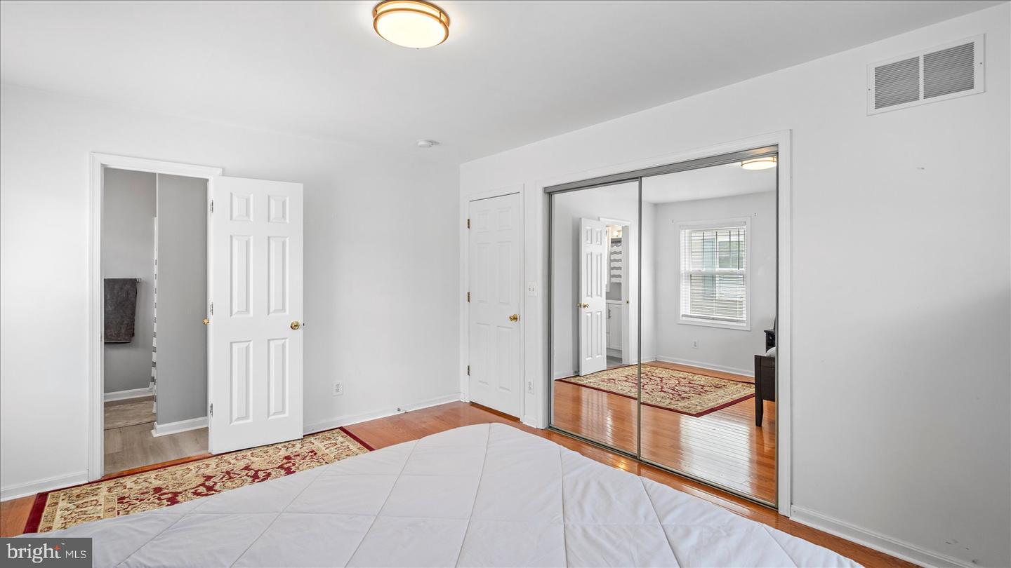 9120 Hinton Ave Property Photo 15