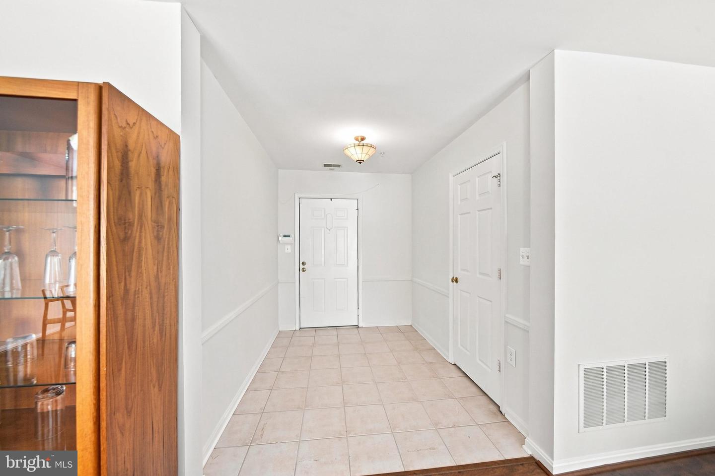 4550 Chaucer Way #102 Property Photo 3