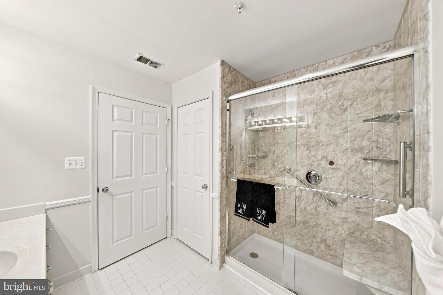 4550 Chaucer Way #102 Property Photo 26