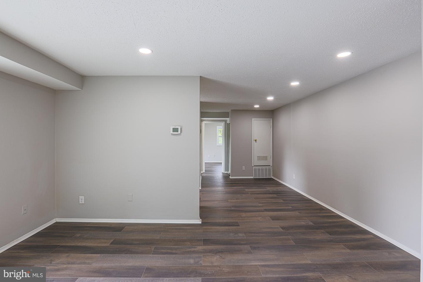 11908-g Tarragon Rd #g Property Photo 5