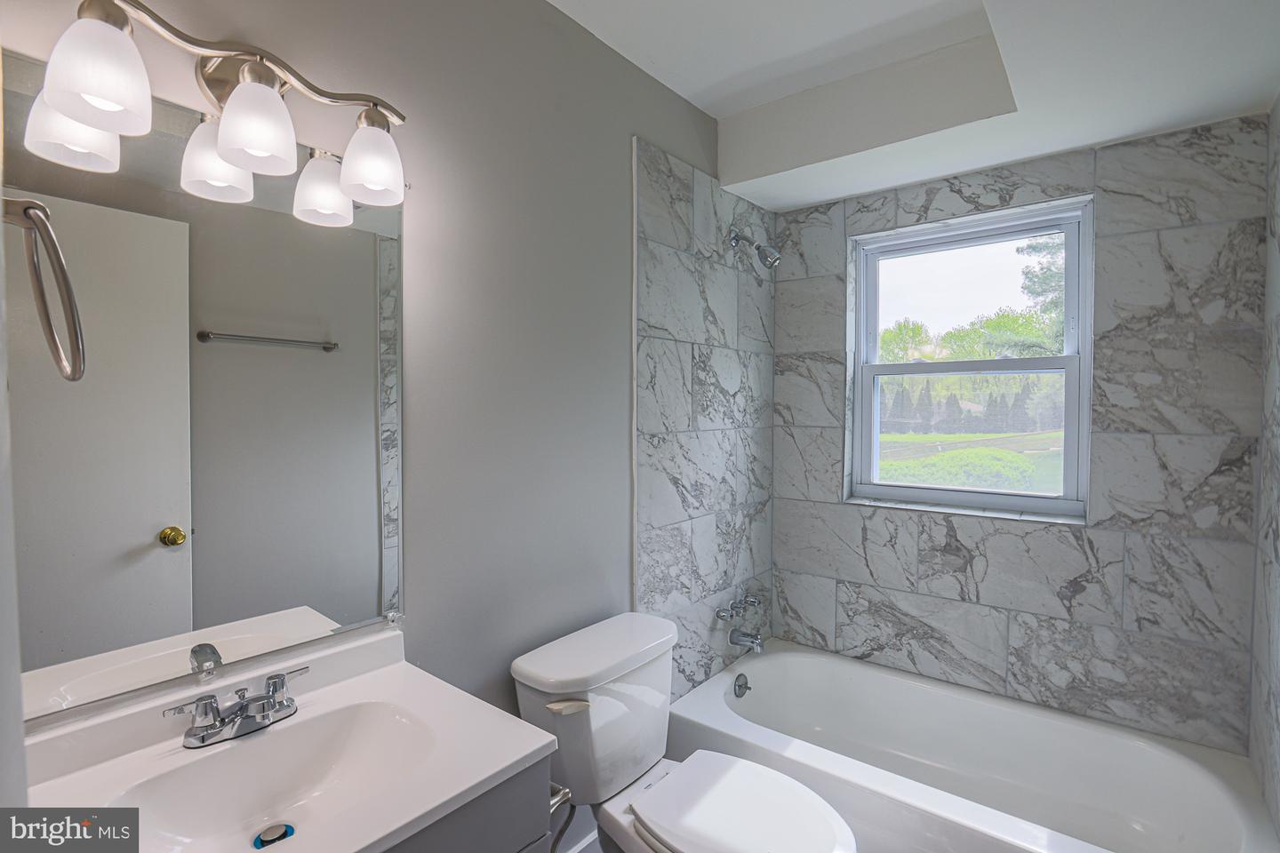 11908-g Tarragon Rd #g Property Photo 15