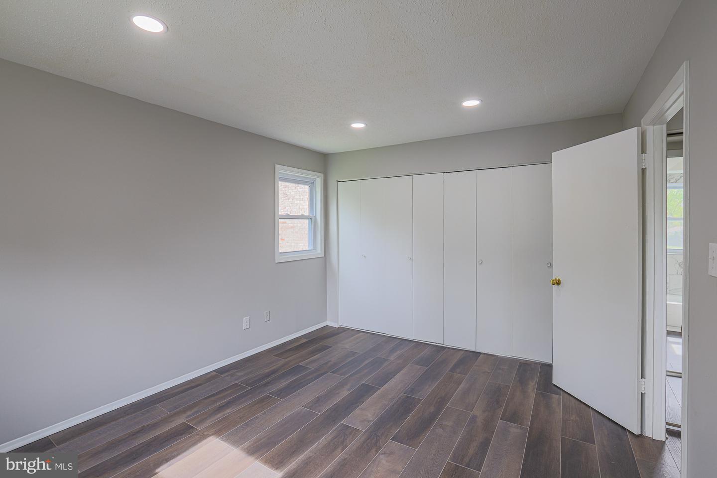 11908-g Tarragon Rd #g Property Photo 18