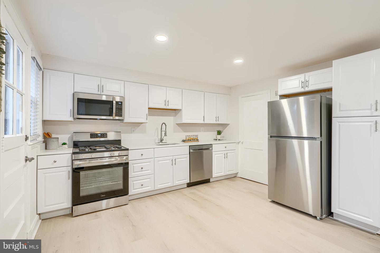1418 N Forest Park Ave Property Photo 18