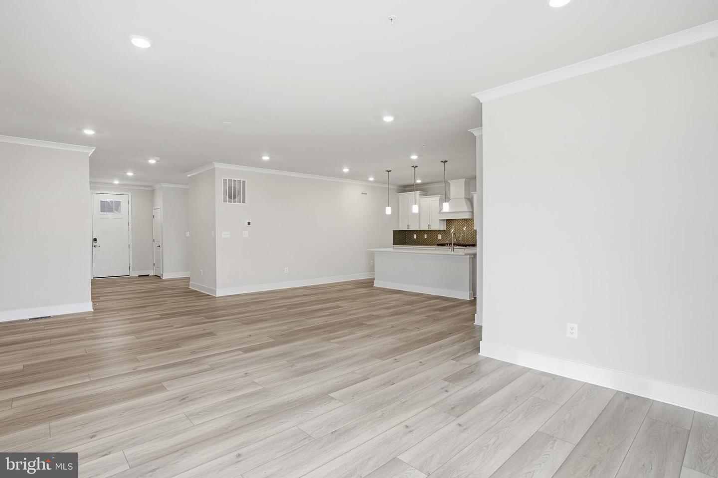 603 Harrington St Property Photo 15