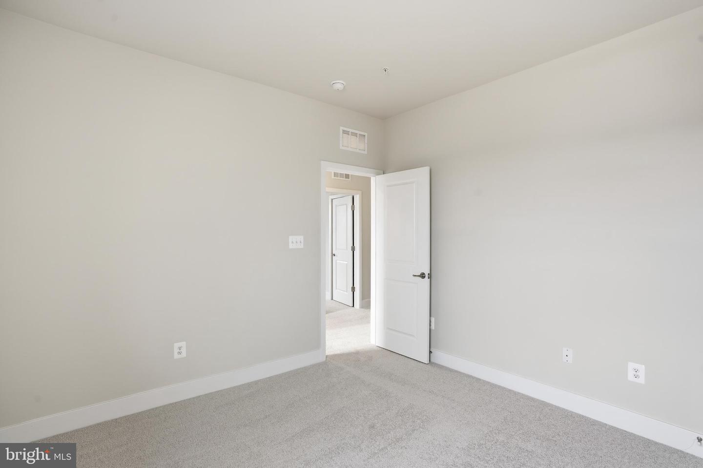 603 Harrington St Property Photo 18
