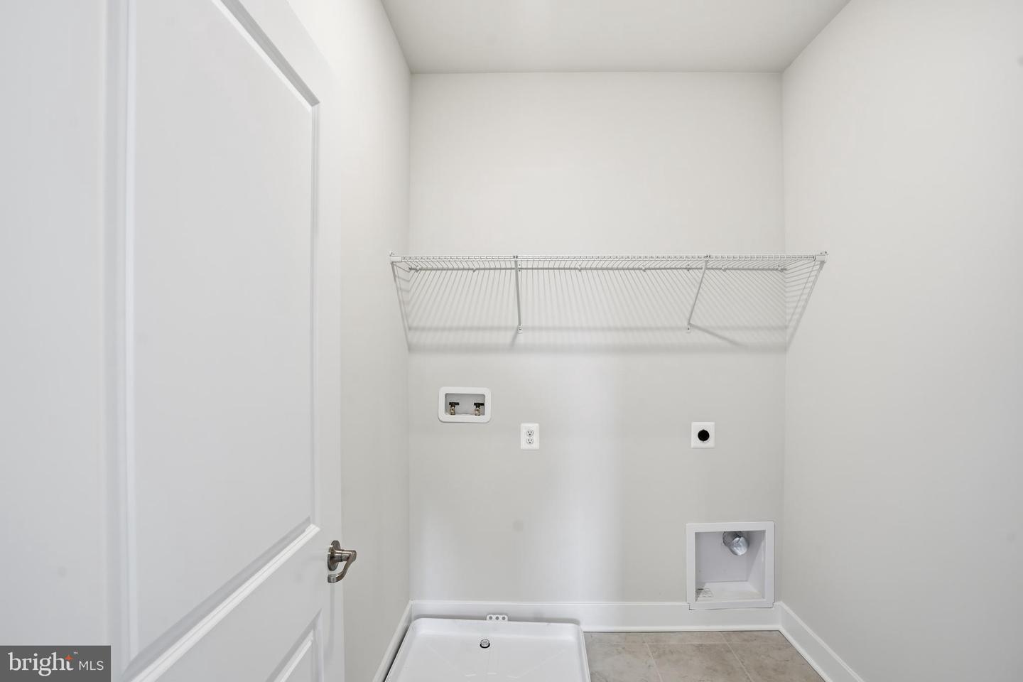 603 Harrington St Property Photo 43