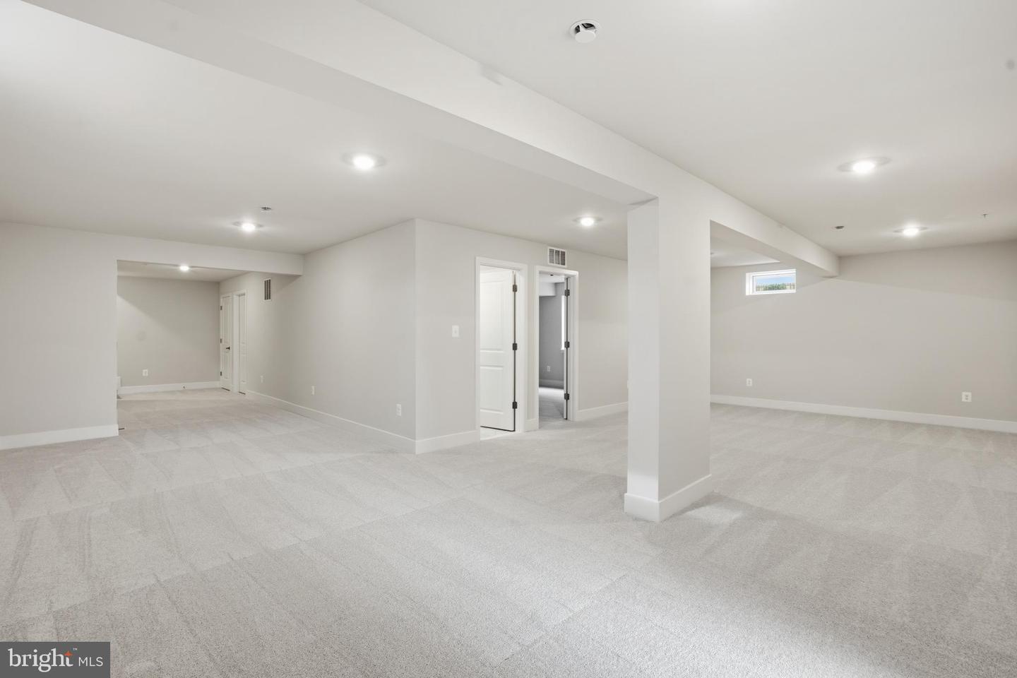 603 Harrington St Property Photo 46