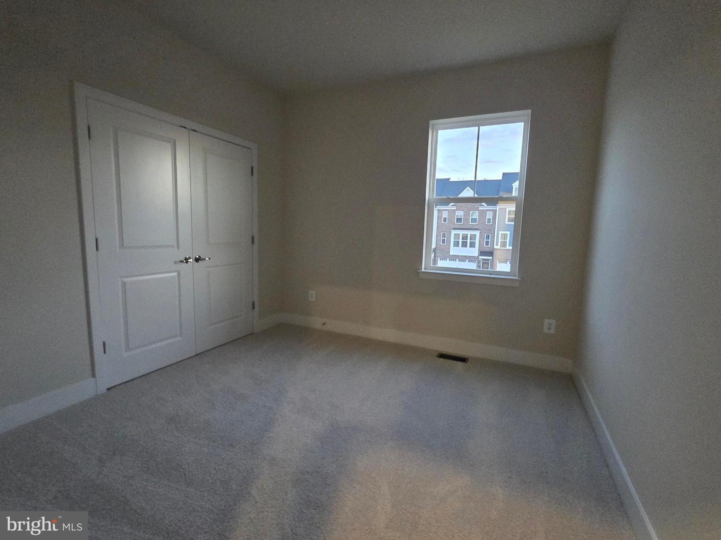 6604 Queensbury St Property Photo 27