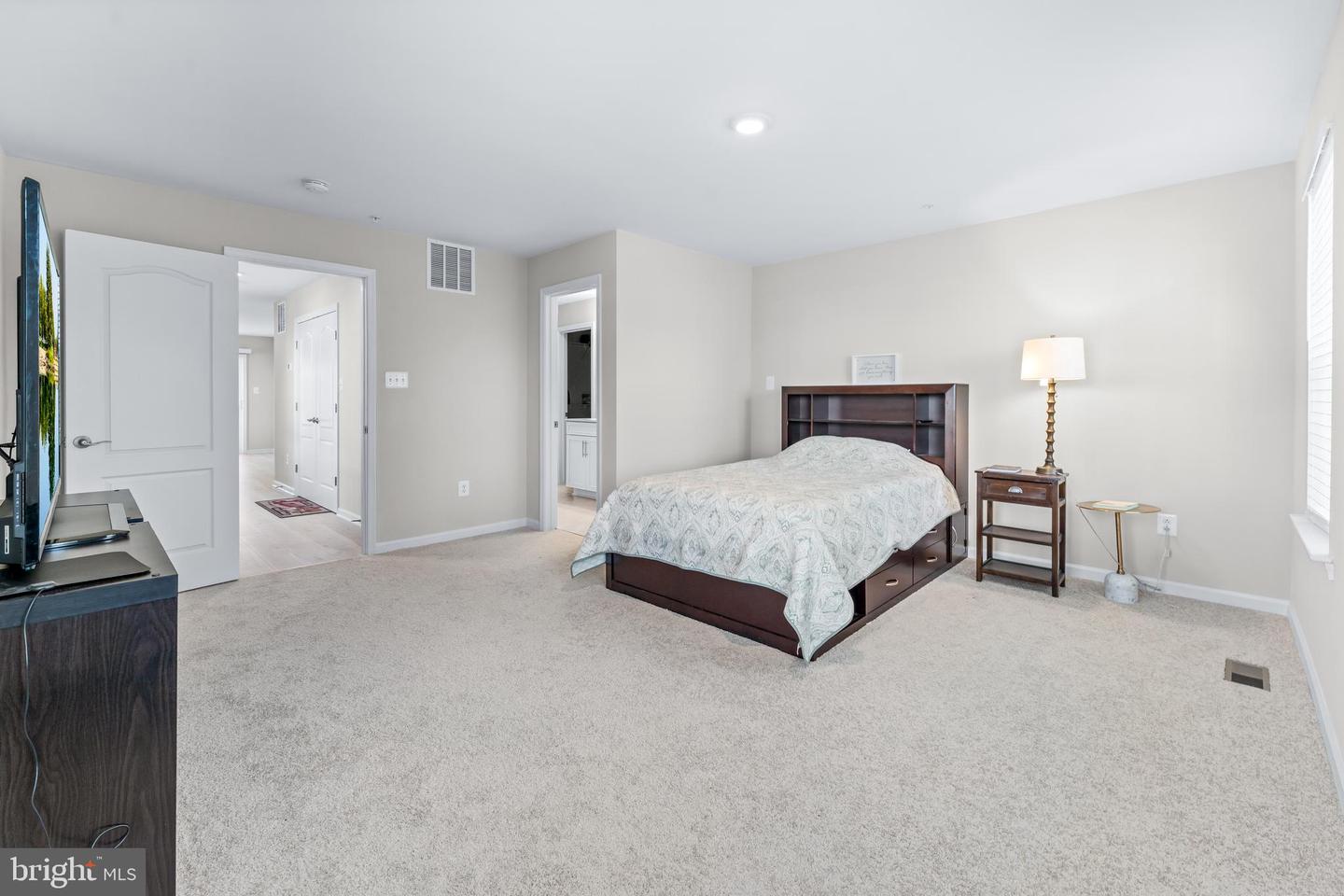 9303 Seney Ln #549 Property Photo 16