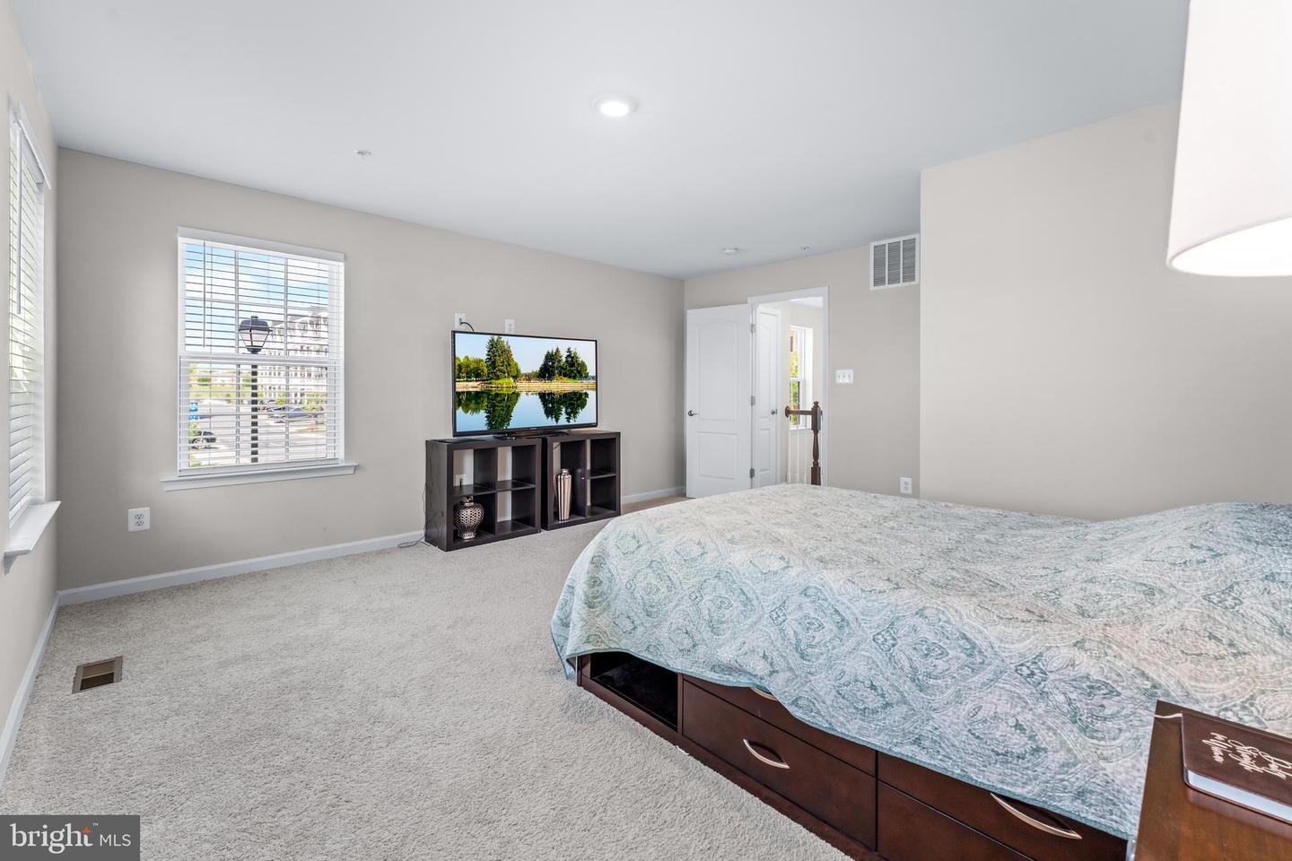 9303 Seney Ln #549 Property Photo 17