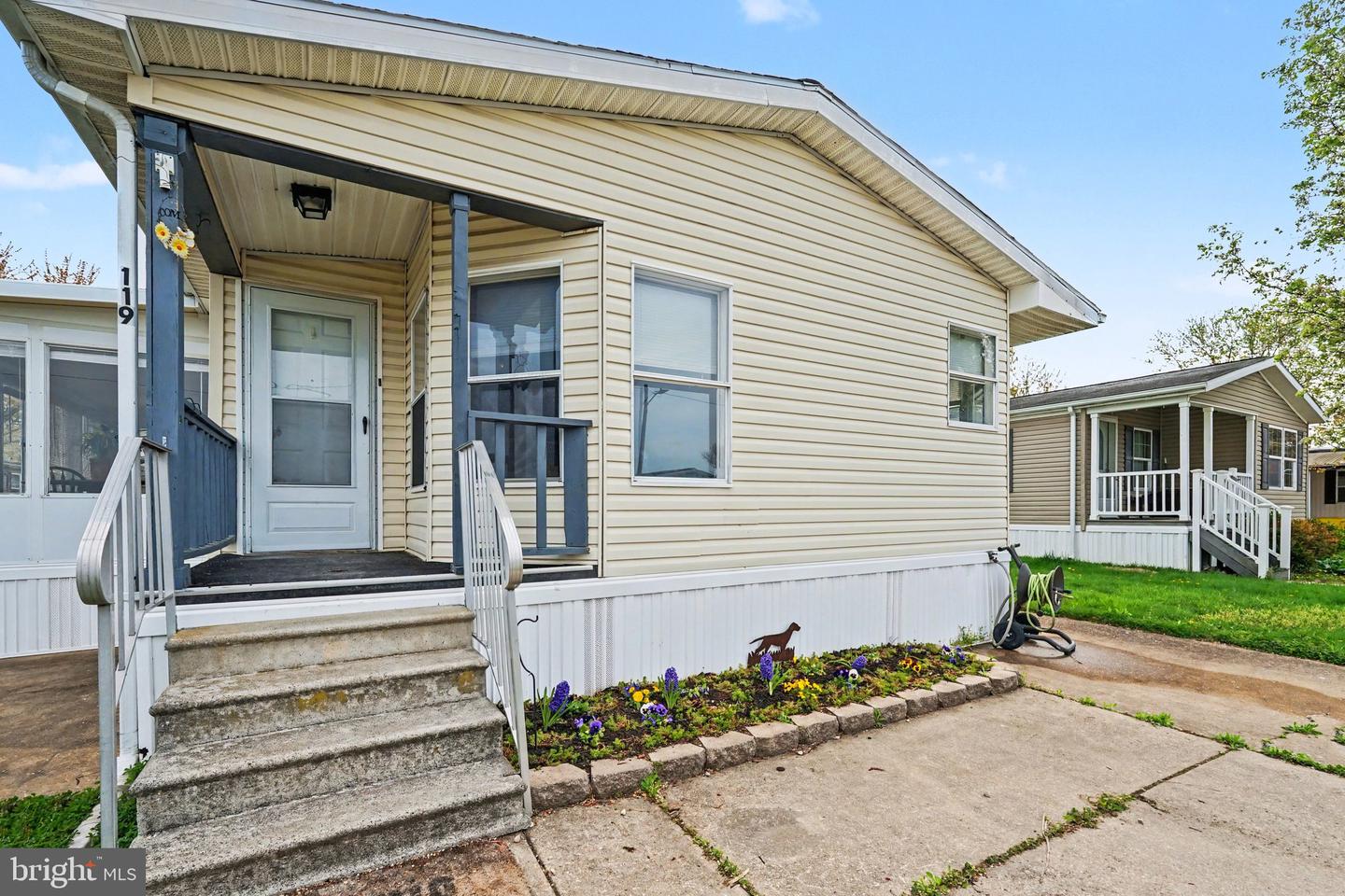 119 Bengies Rd Property Photo 3