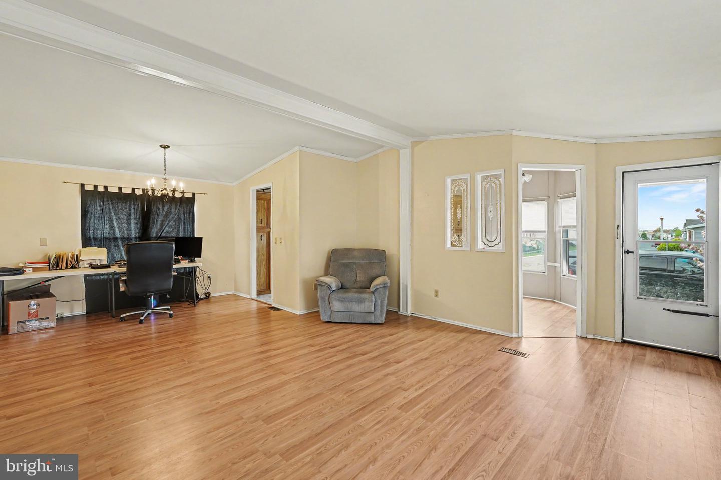 119 Bengies Rd Property Photo 5