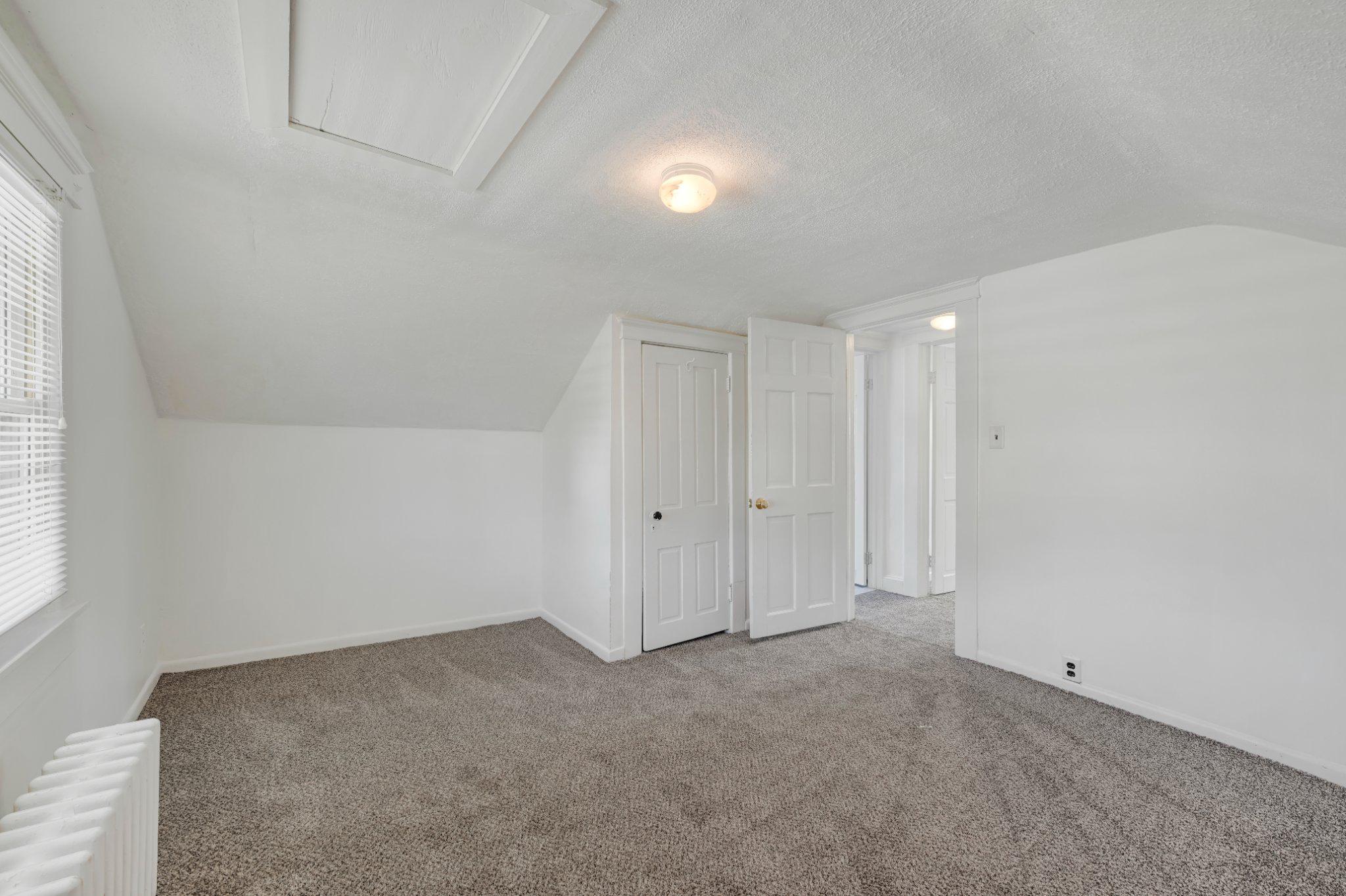 6417 Gilmore St Property Photo 29