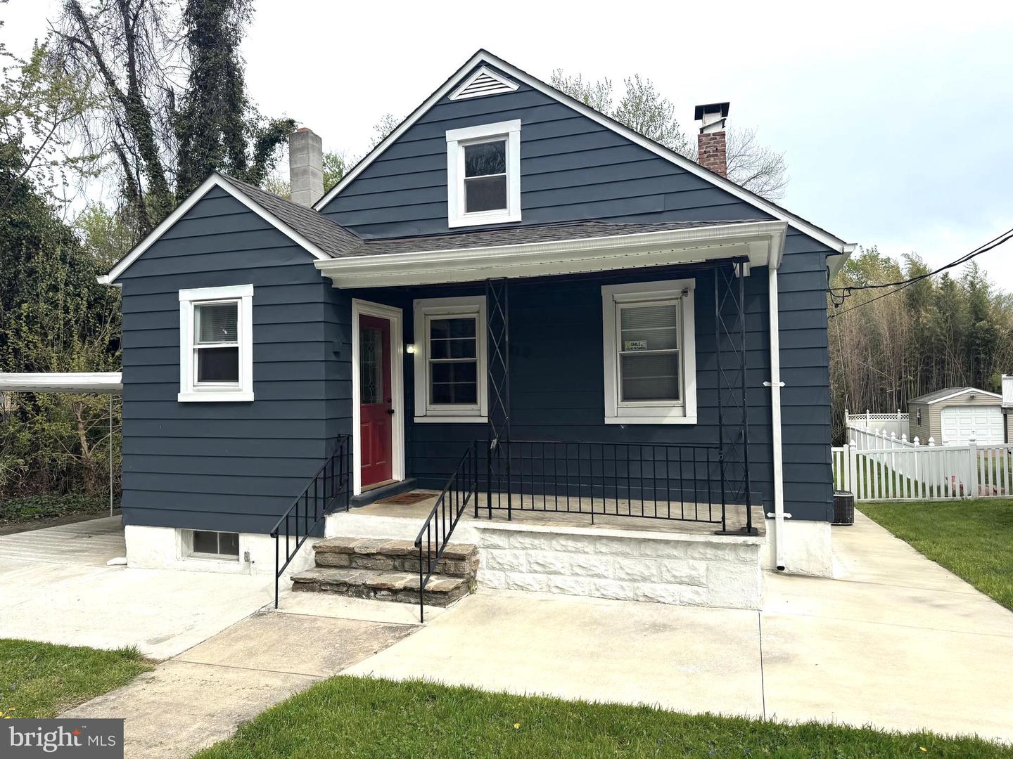 5819 WESTWOOD AVE Property Photo 1