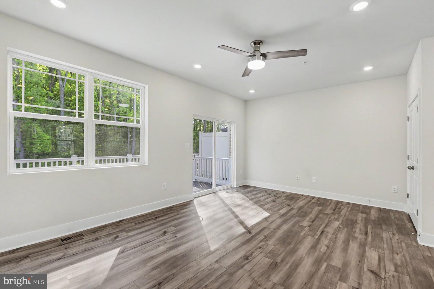 238 Waterstone Rd Property Photo 19