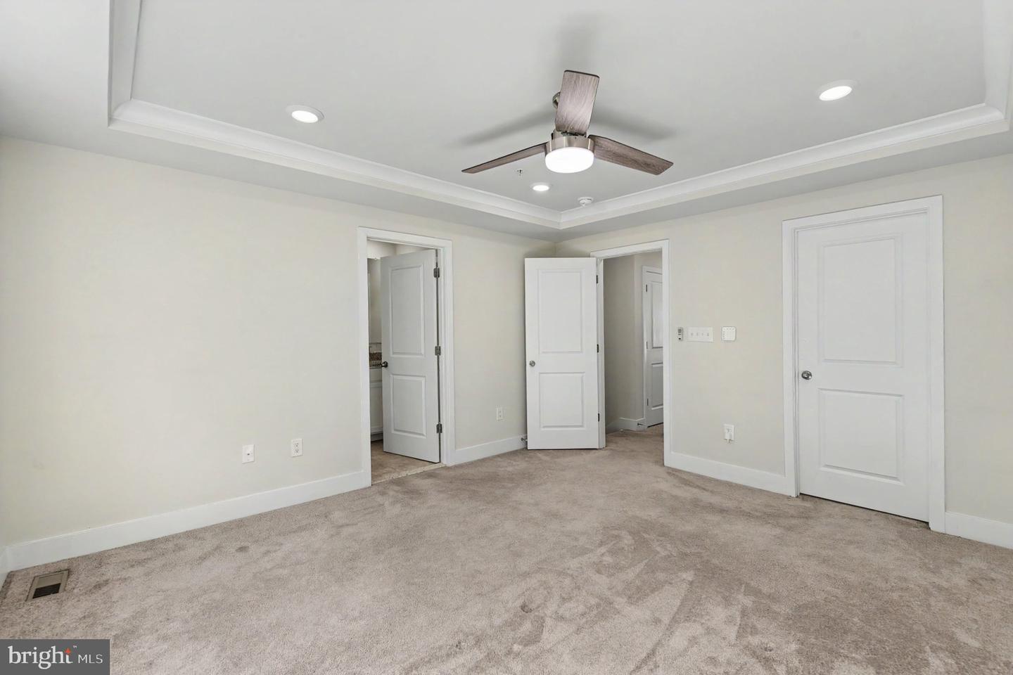 238 Waterstone Rd Property Photo 24