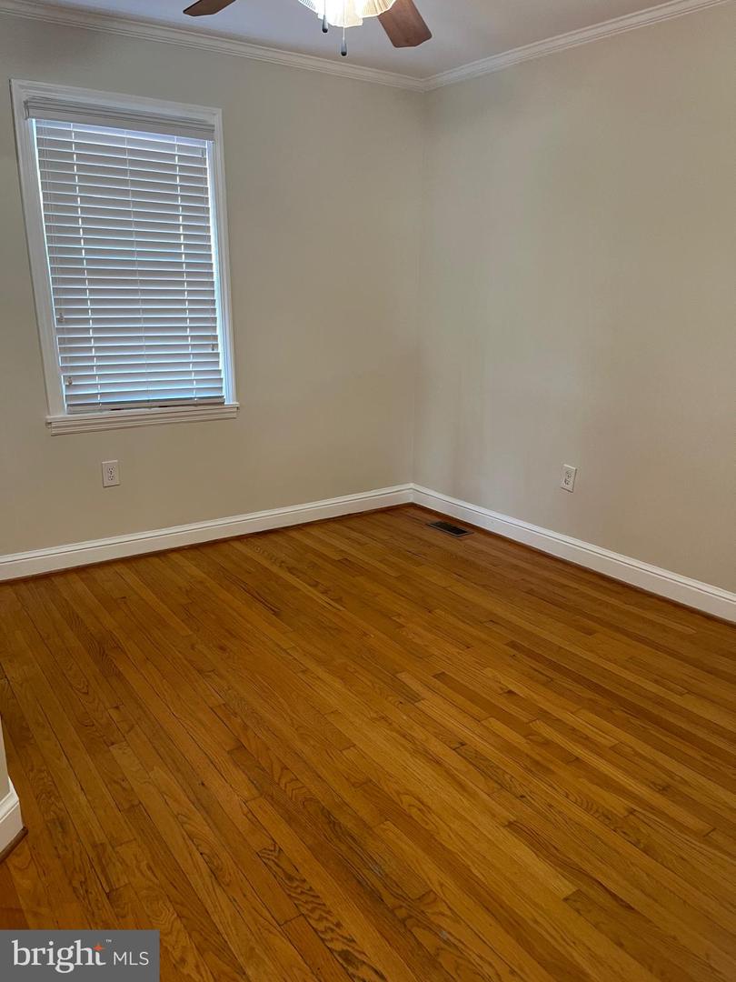 2704 Garnet Road Property Photo 34
