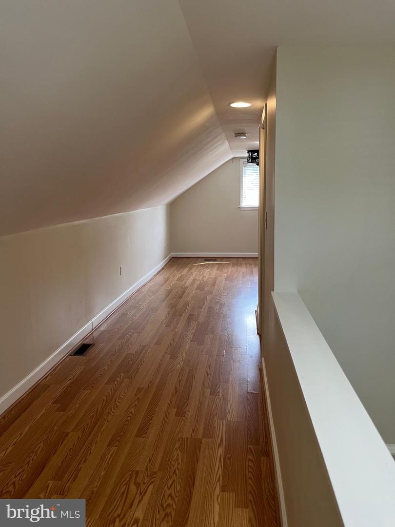2704 Garnet Road Property Photo 63