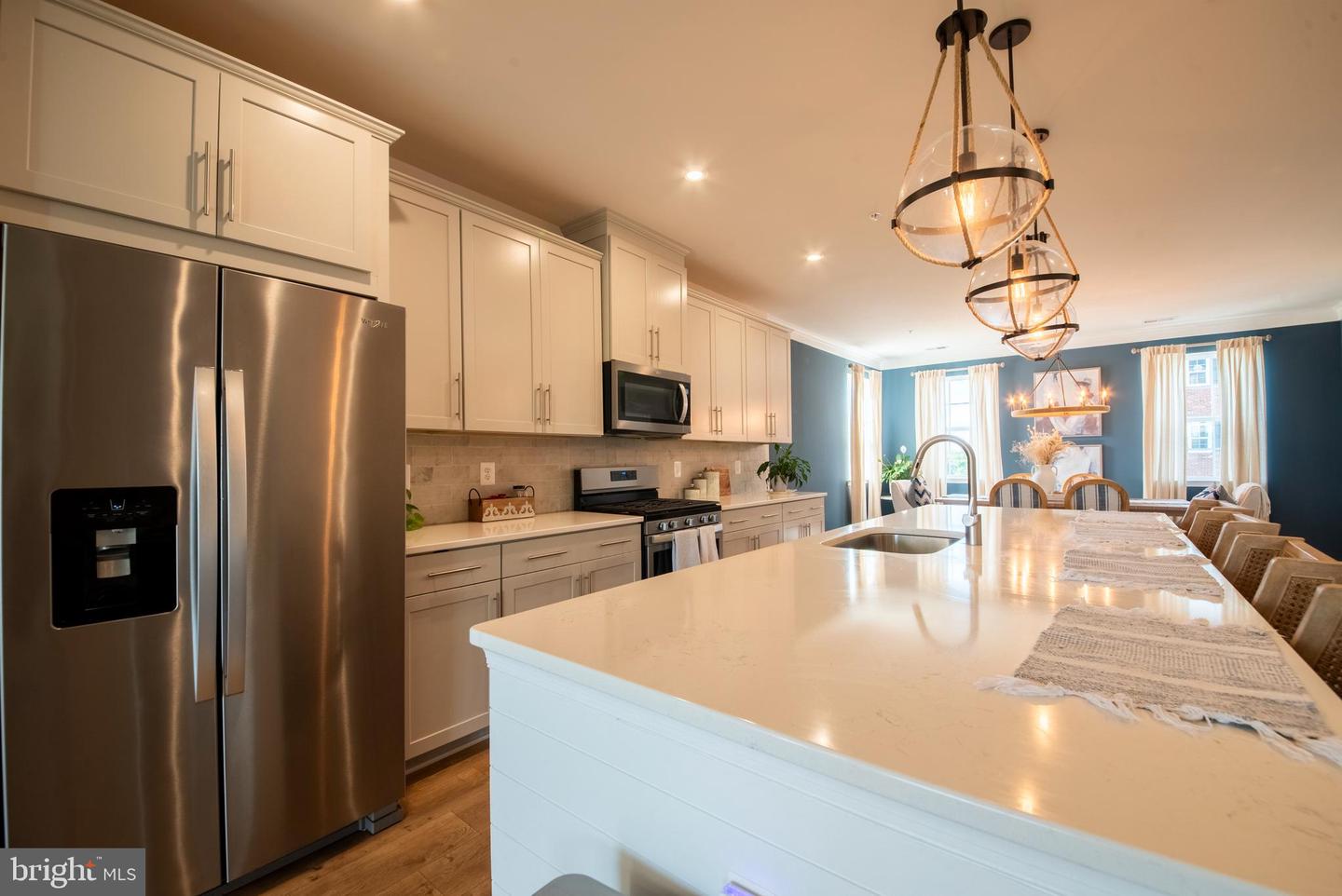 9453 James Macgowan Ln #428 Property Photo 17