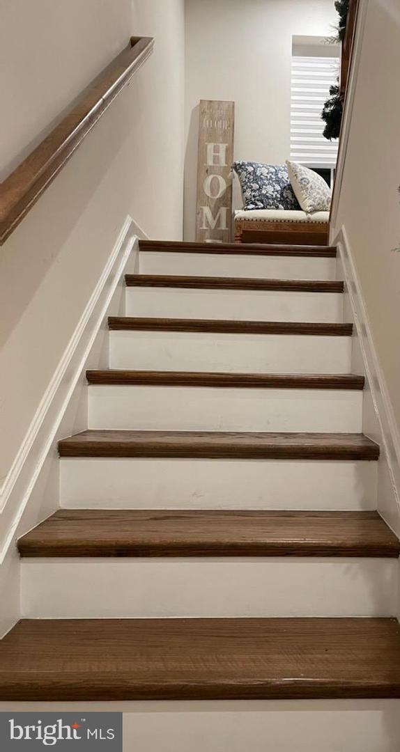 9453 James Macgowan Ln #428 Property Photo 23