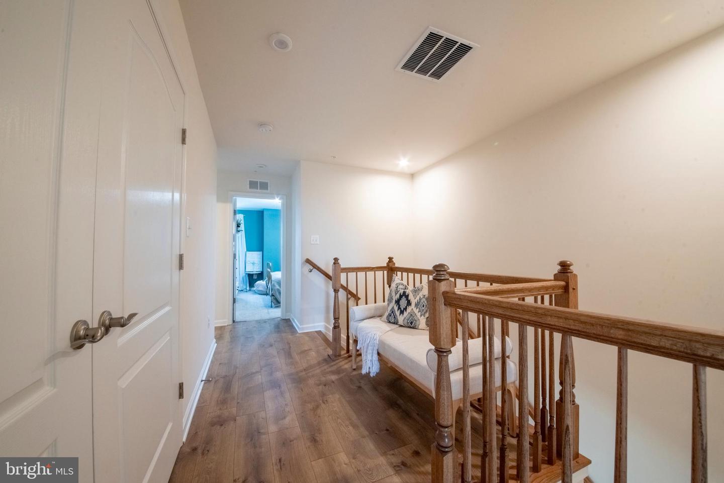 9453 James Macgowan Ln #428 Property Photo 26