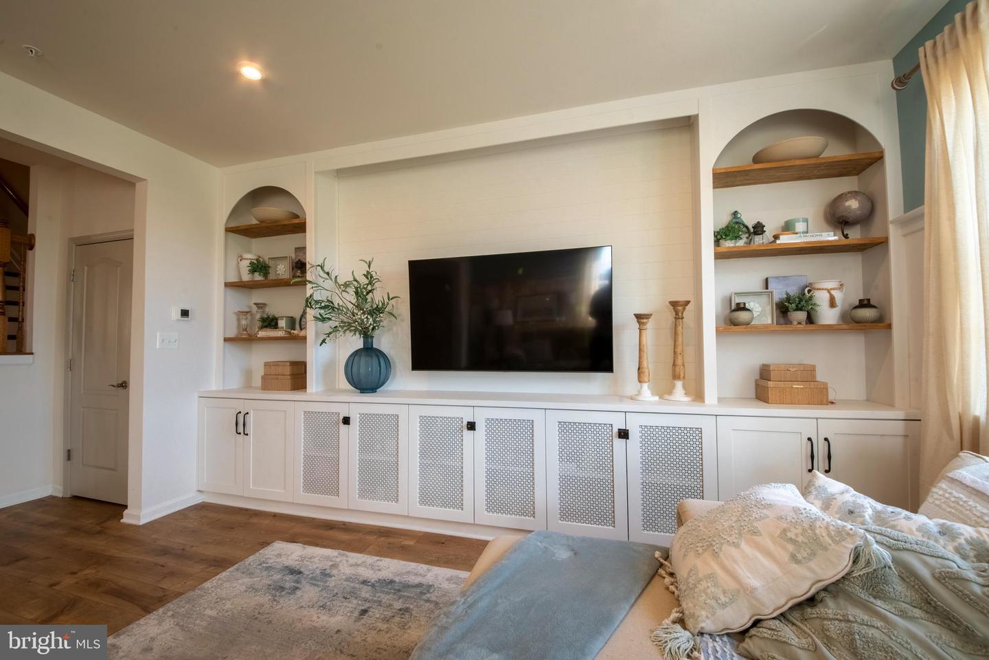 9453 James Macgowan Ln #428 Property Photo 29