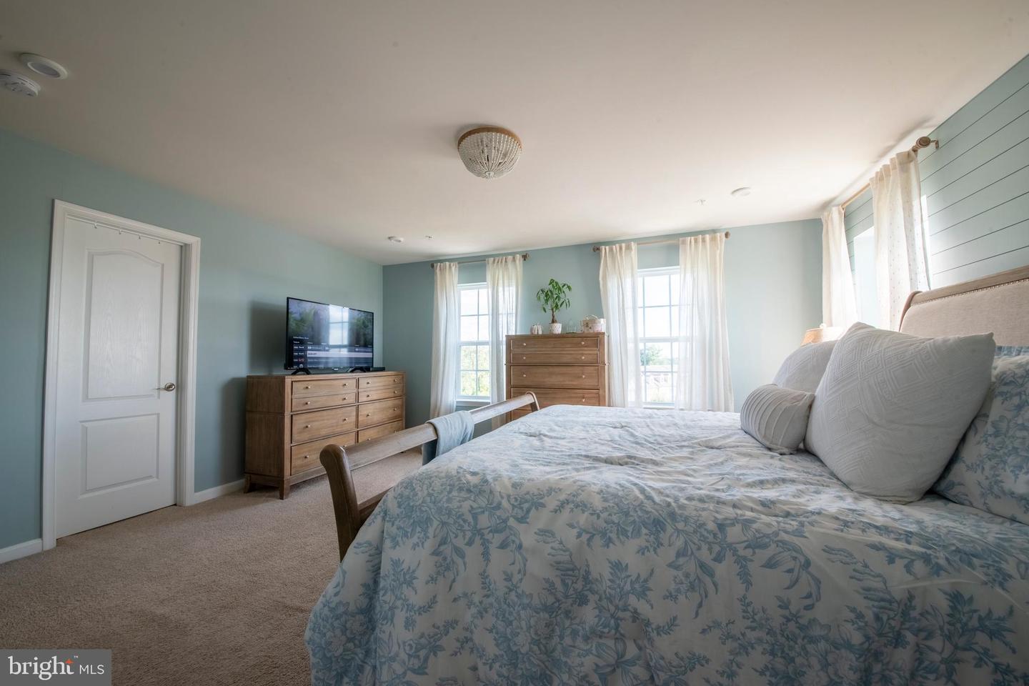 9453 James Macgowan Ln #428 Property Photo 42