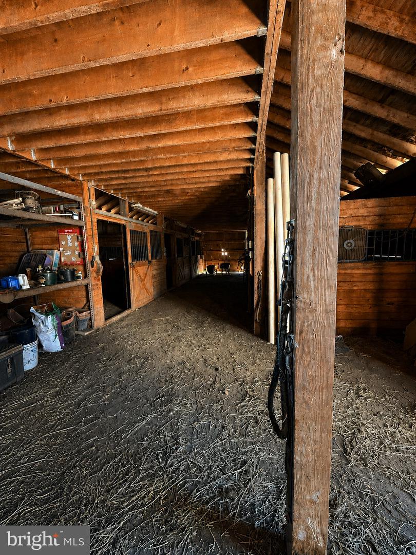 9 Hunt Farms Property Photo 14
