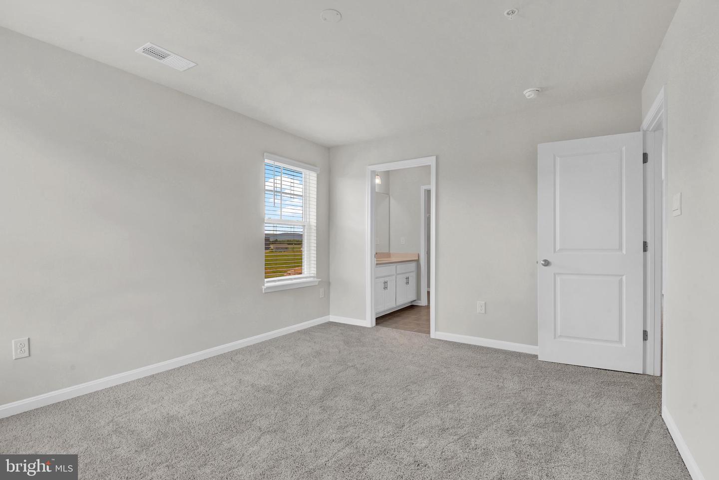 1193 Otter Point Ct Property Photo 17