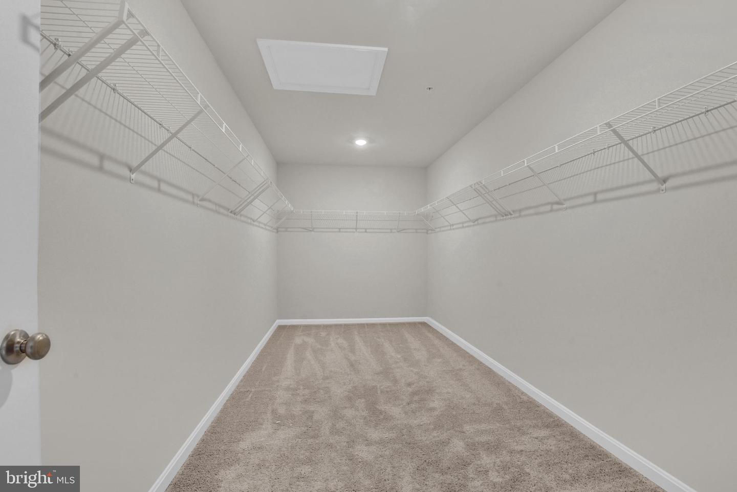 1193 Otter Point Ct Property Photo 22