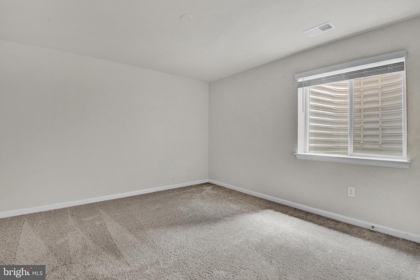 1193 Otter Point Ct Property Photo 27