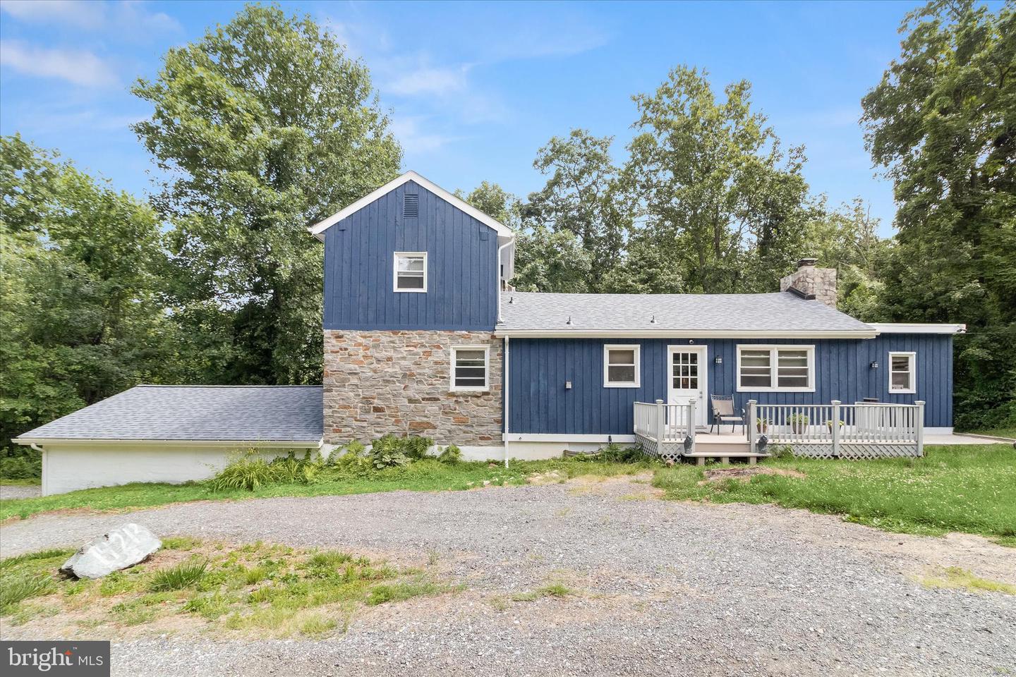 14213 Longnecker Rd Property Photo 1
