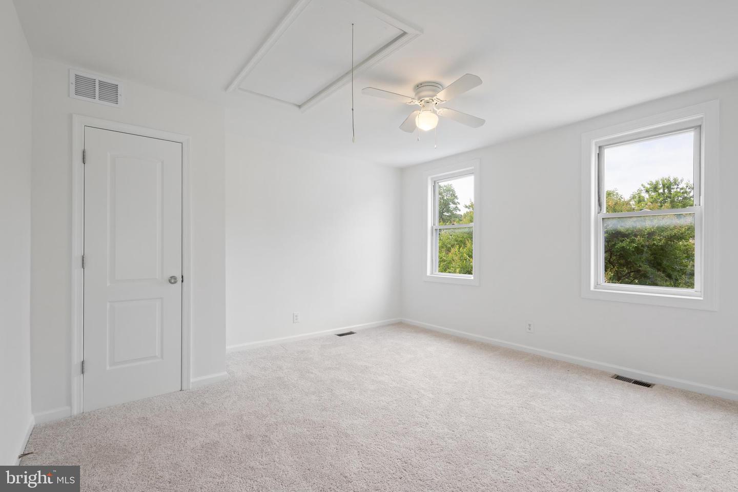 2917 Virginia Ave Property Photo 5