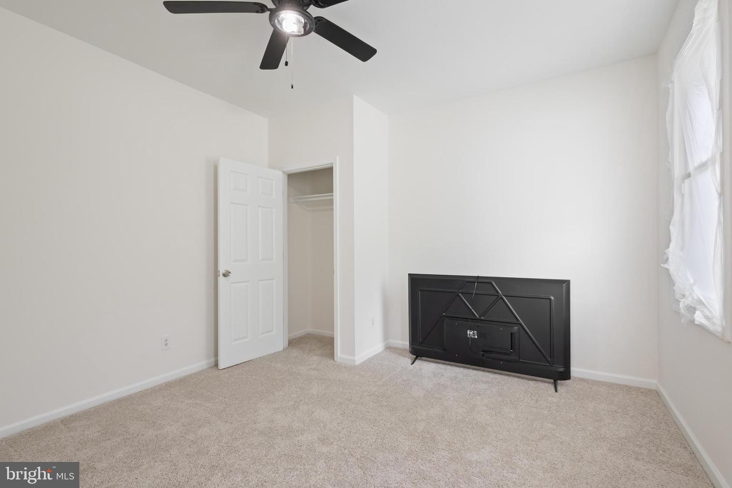 2917 Virginia Ave Property Photo 8