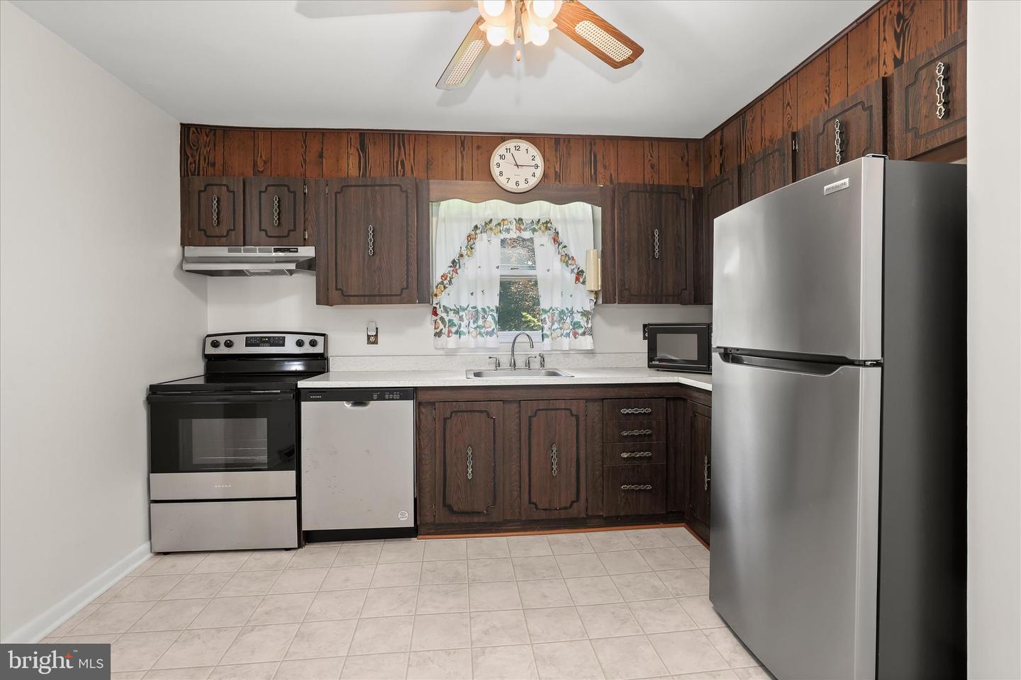 8305 Old Harford Rd Property Photo 11