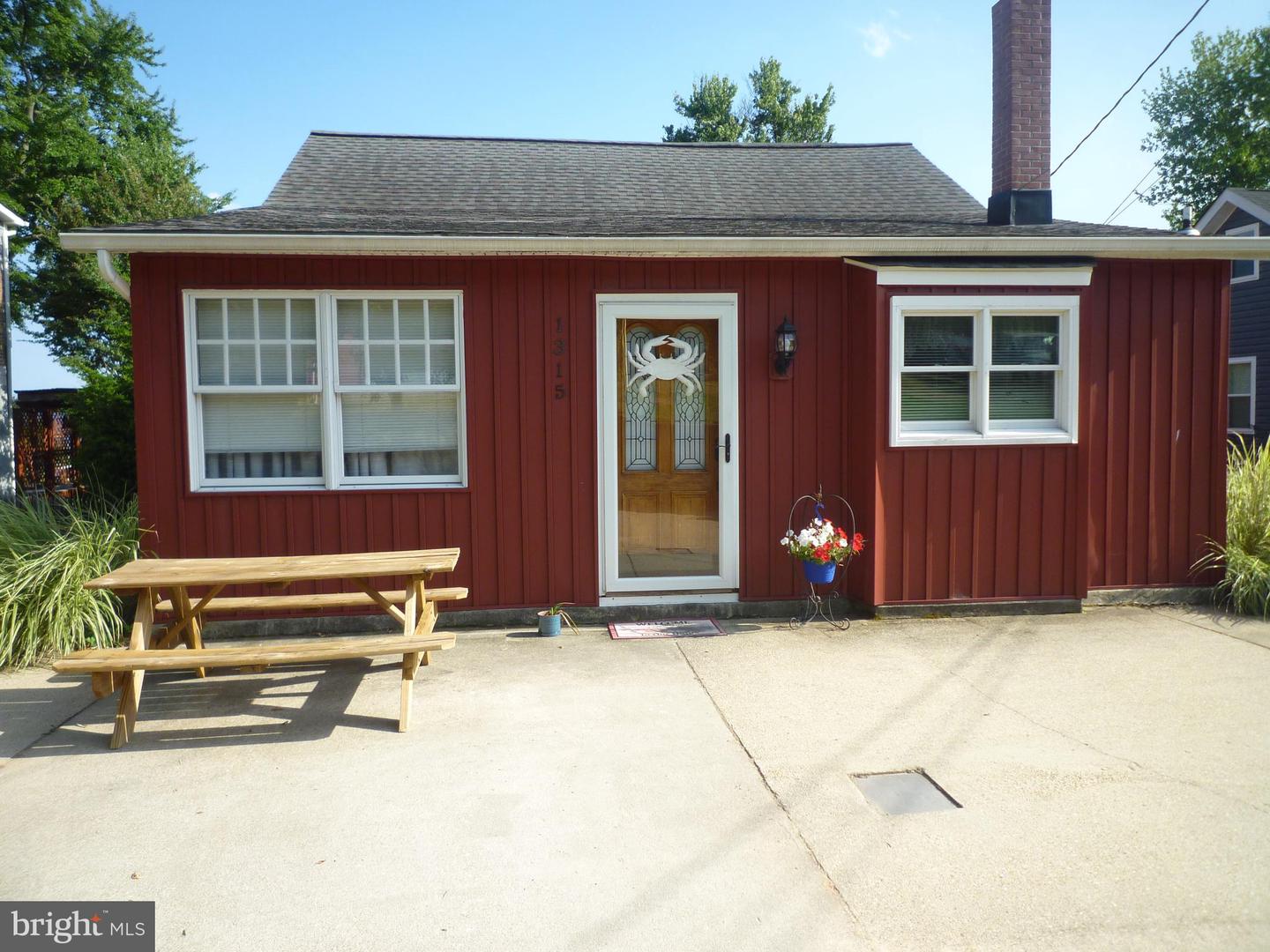 1315 Wildwood Beach Property Photo 3