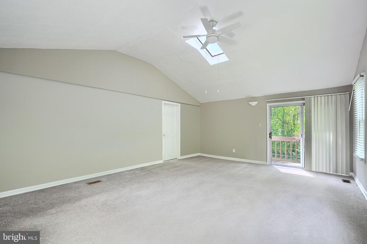 12 Jacobo Ln Property Photo 9