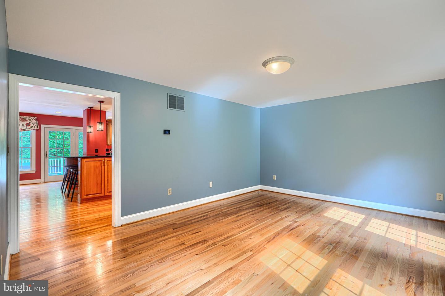 13908 Foxland Rd Property Photo 8