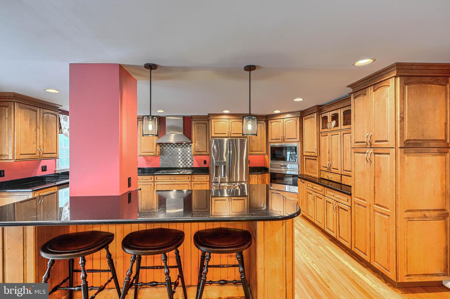 13908 Foxland Rd Property Photo 13