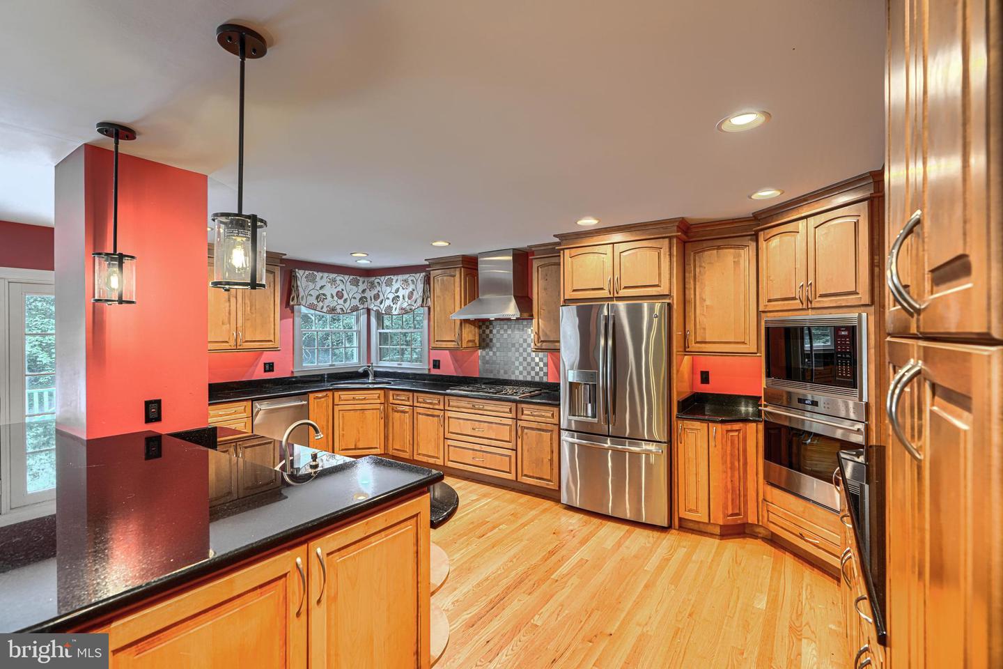 13908 Foxland Rd Property Photo 14