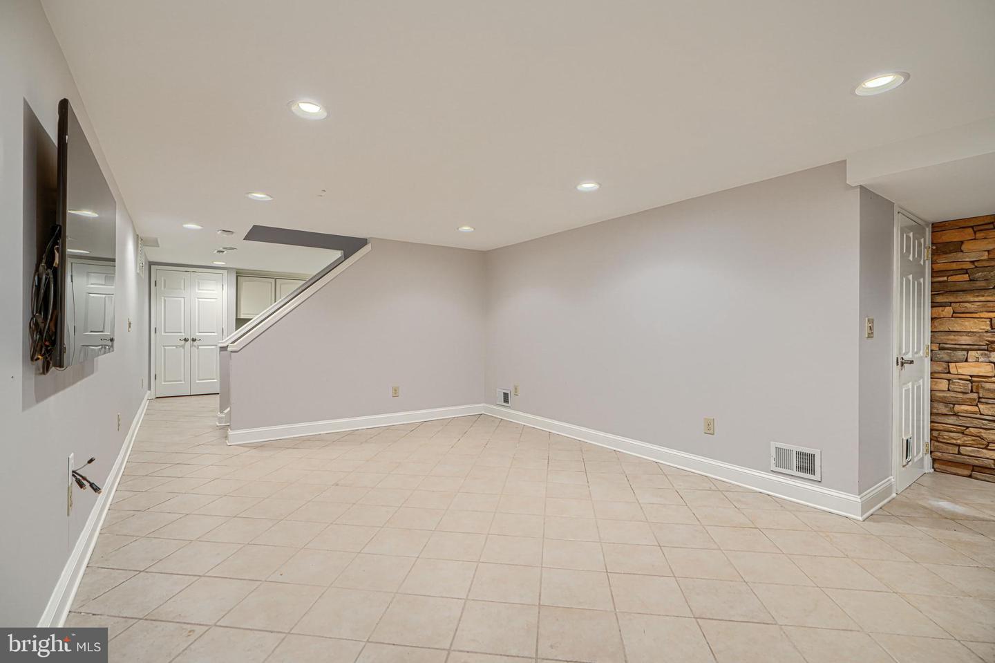 13908 Foxland Rd Property Photo 51