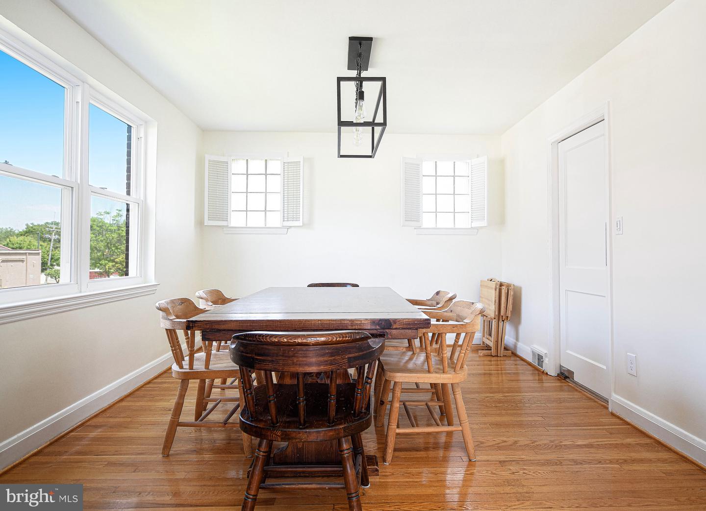 4210 Cardwell Property Photo 9