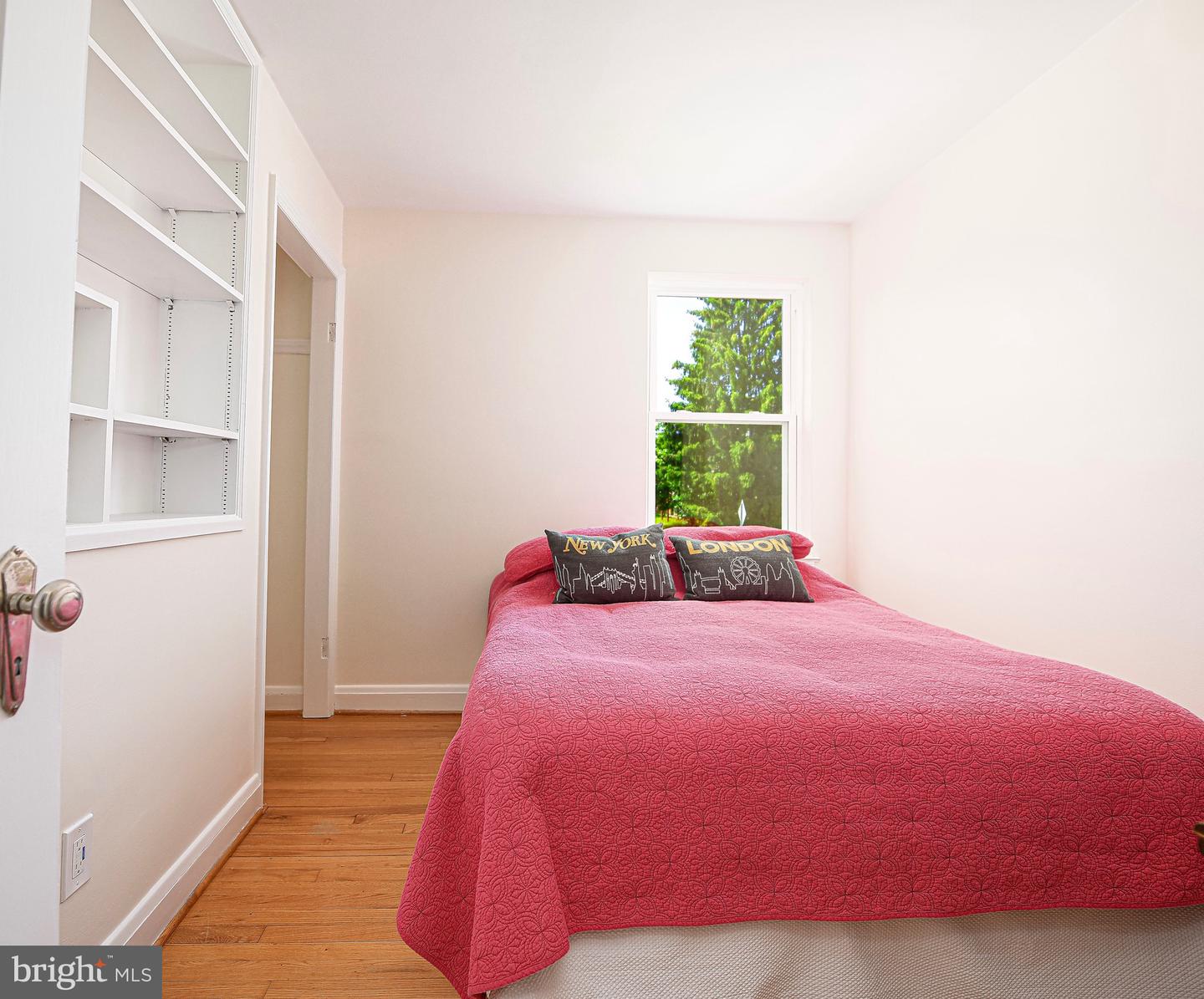 4210 Cardwell Property Photo 11